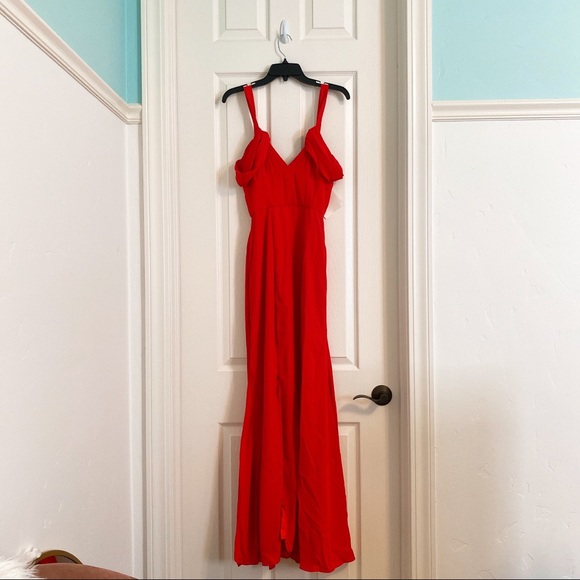 NWT Fame And Partners Red Shoulder Dress - Picture 3 of 3